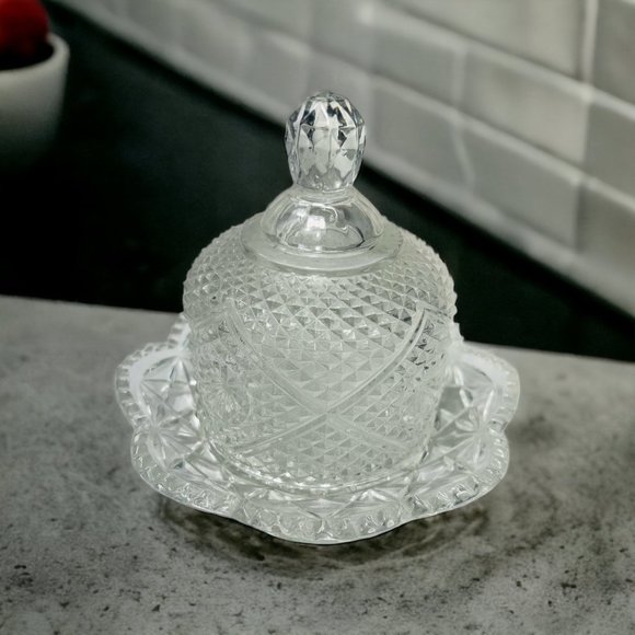 Avon Covered Butter Cheese Dish Small Round Clear Cut Glass Plate and Dome 6x5 - Picture 2 of 9
